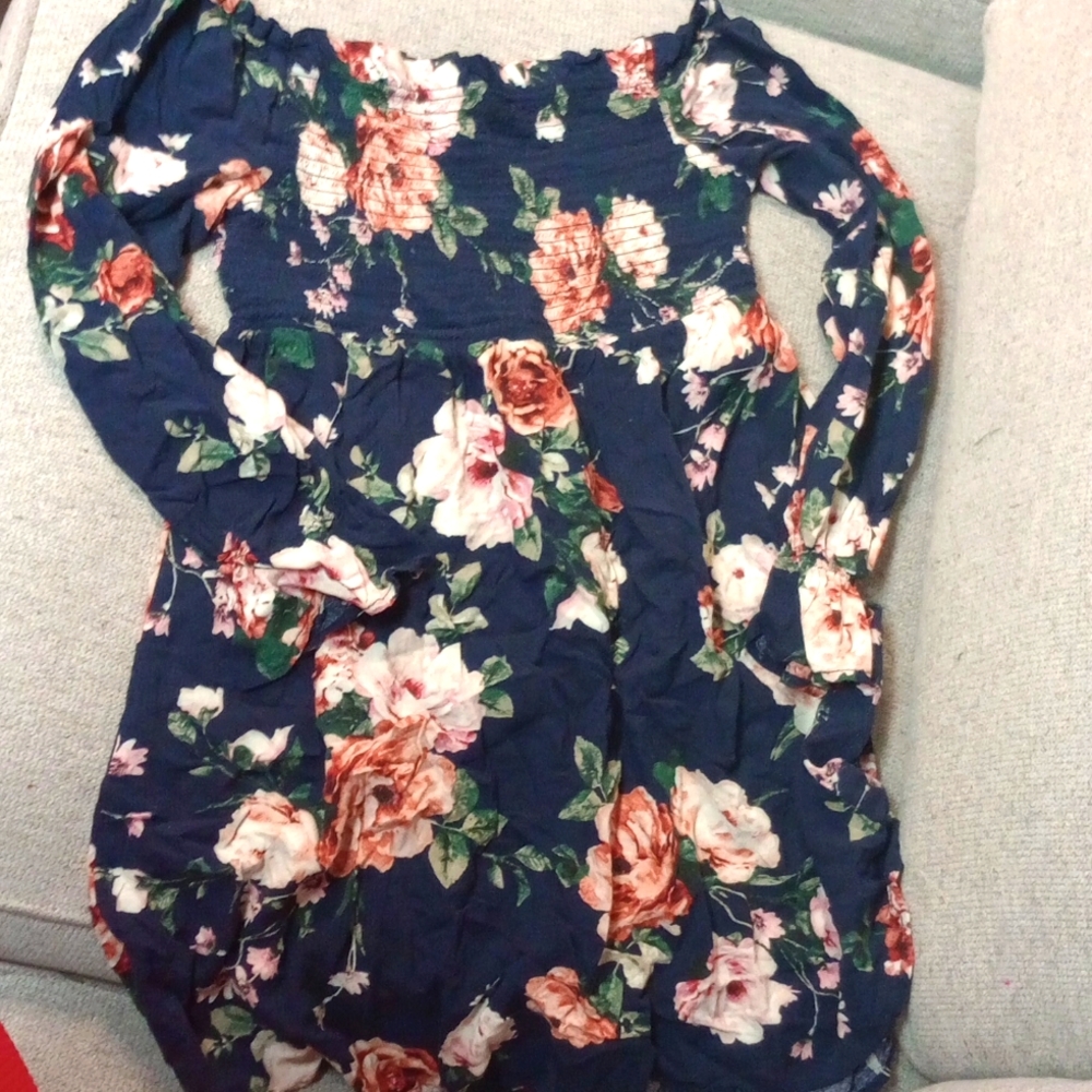 Dark blue floral dress size S